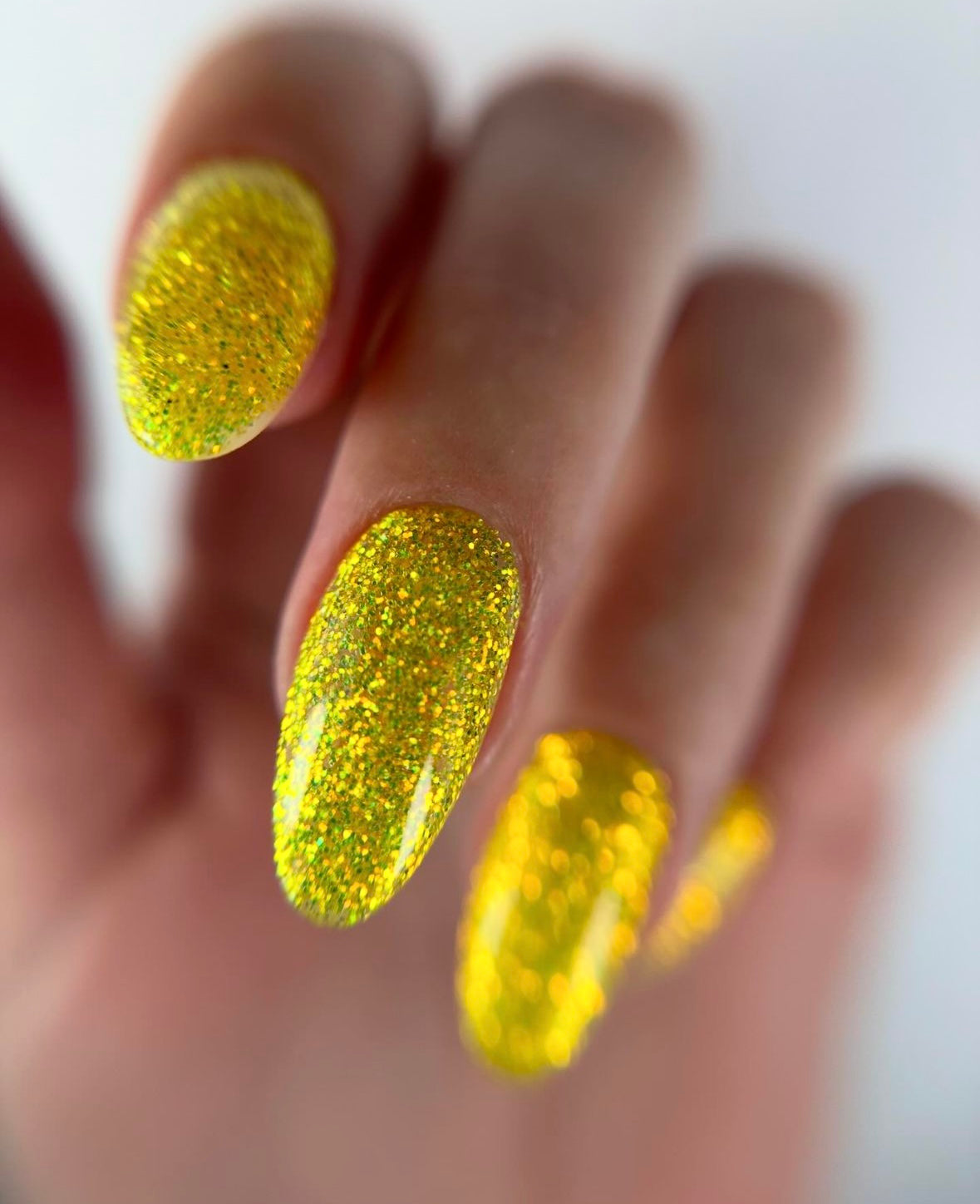 P+ Good Vibrations Glitter Gel Polish 10 ml ⭐ EXTRA 5% ⭐