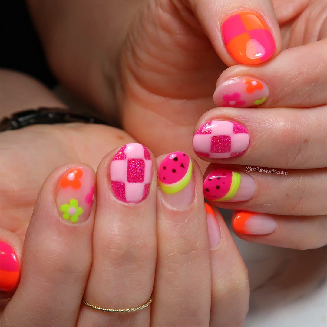 Happy Vibes 10 ml P+ Gel Polish Collection + FREE Stripy Brush