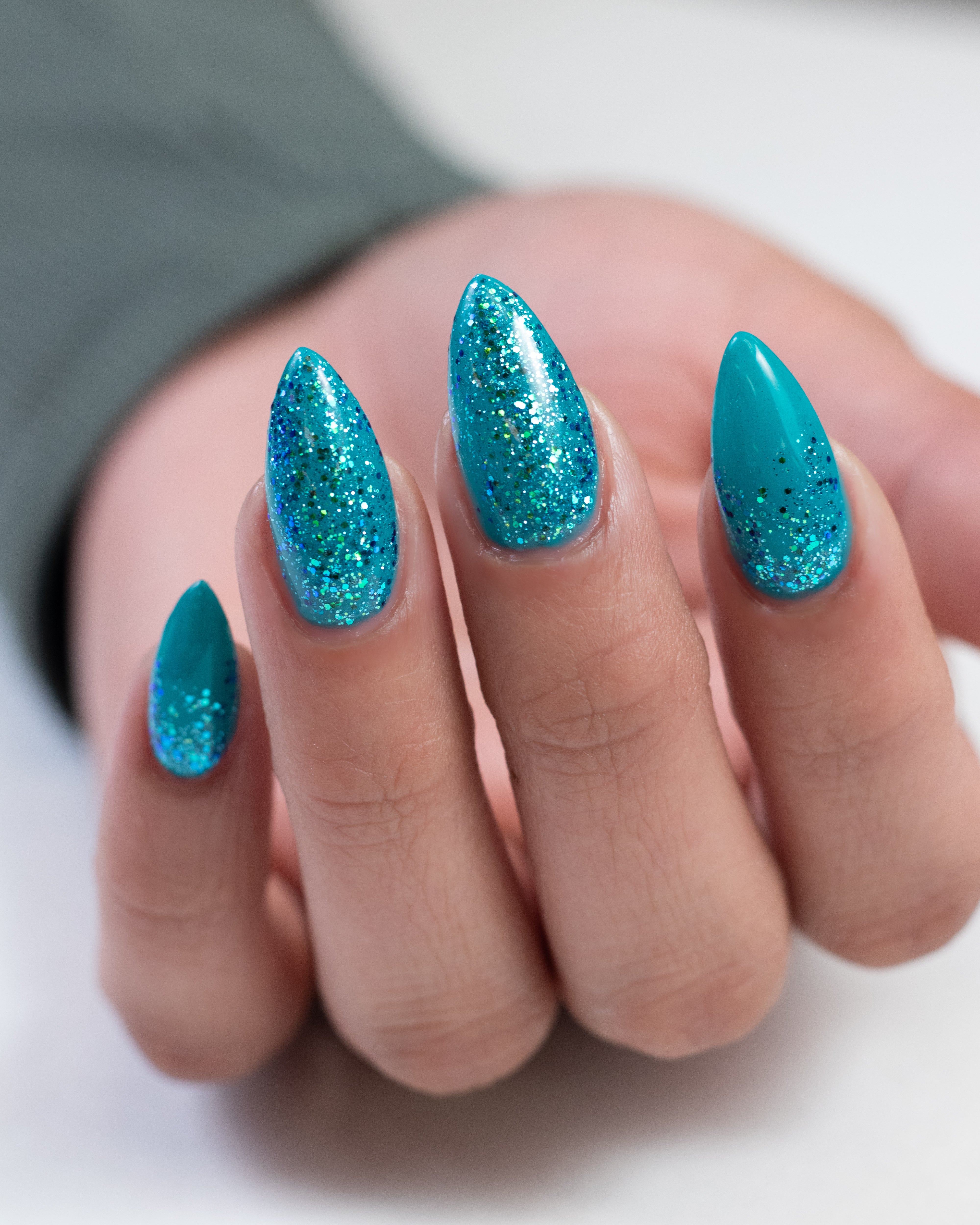 P+ Standing Ovation Glitter Gel Polish 10 ml ⭐ EXTRA 5% ⭐