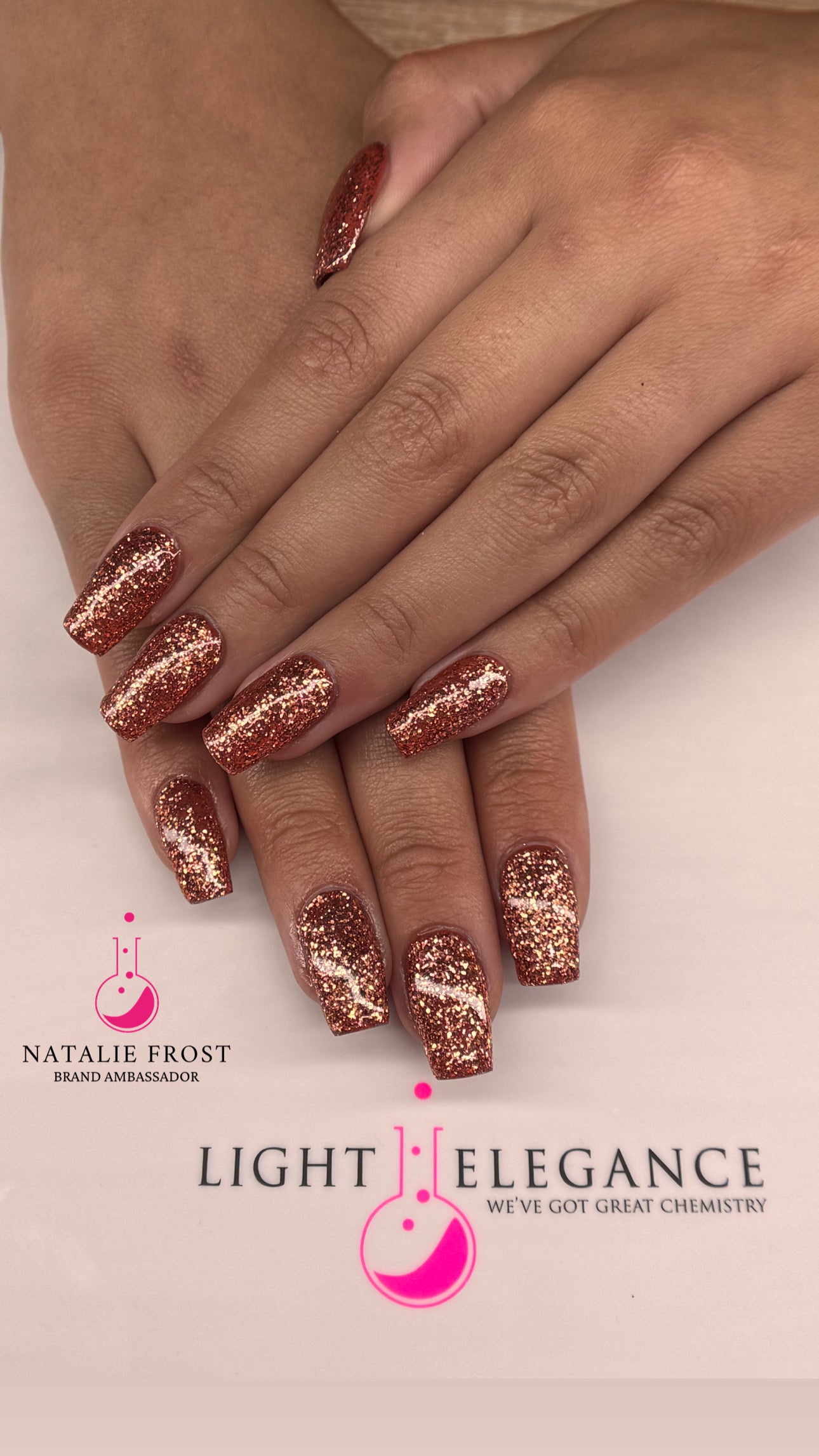 P+ She's My Golden Nugget Glitter Gel Polish 10 ml