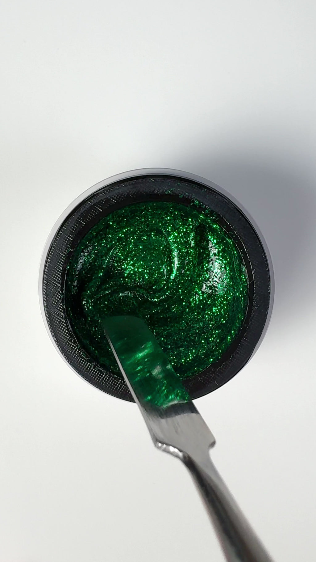 P+ Emerald Green Glitter Gel Polish 10 ml