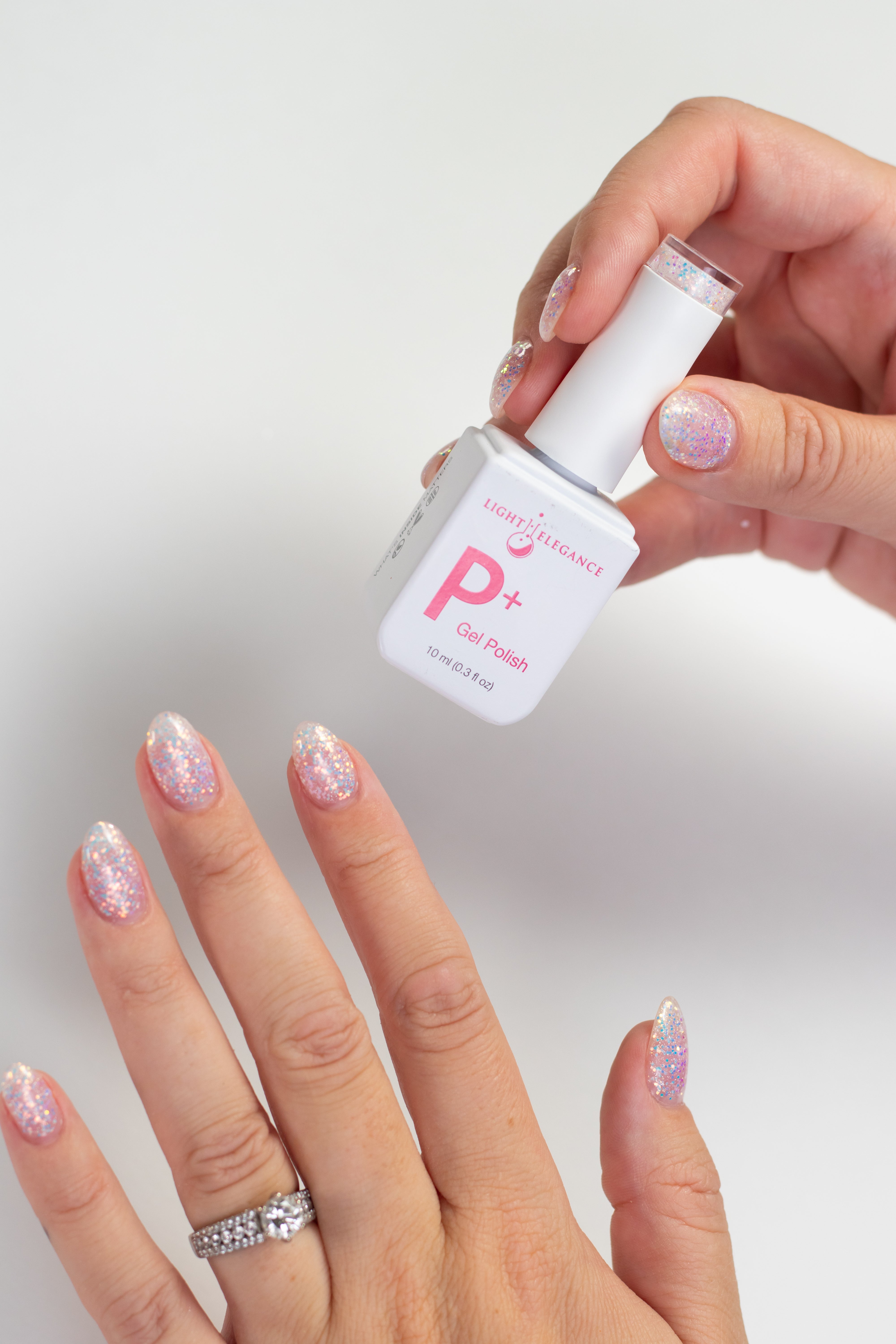 P+ She's a Star Glitter Gel Polish 10 ml ⭐ EXTRA 5% ⭐
