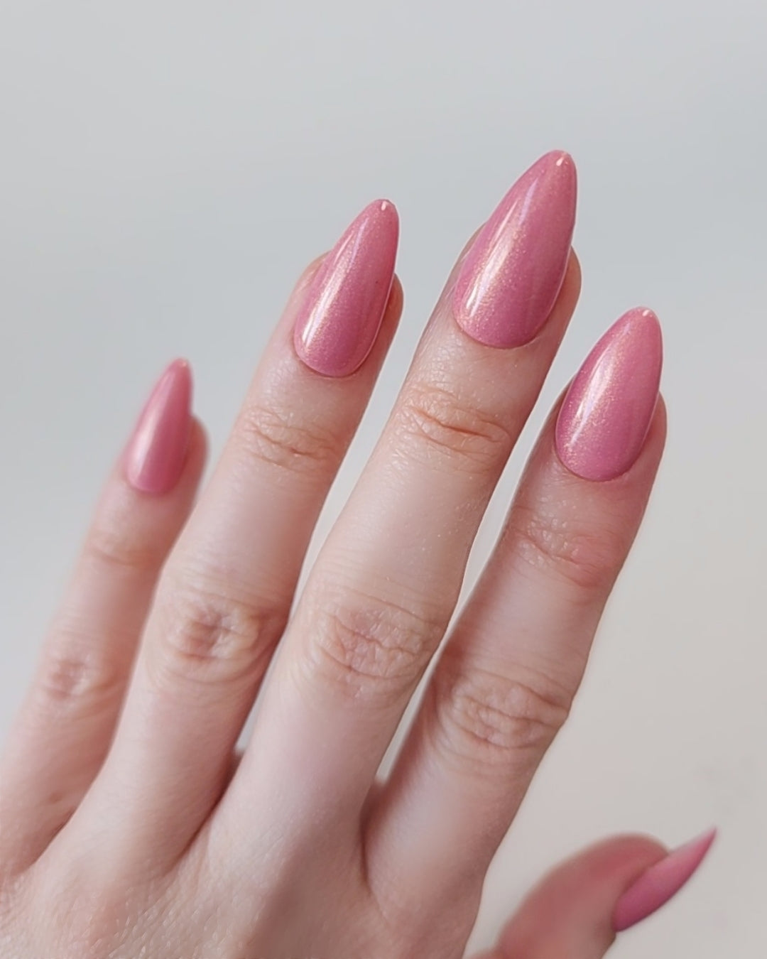 P+ Devil Wears Guava Gel Polish 10 ml ⭐ EXTRA 5% ⭐