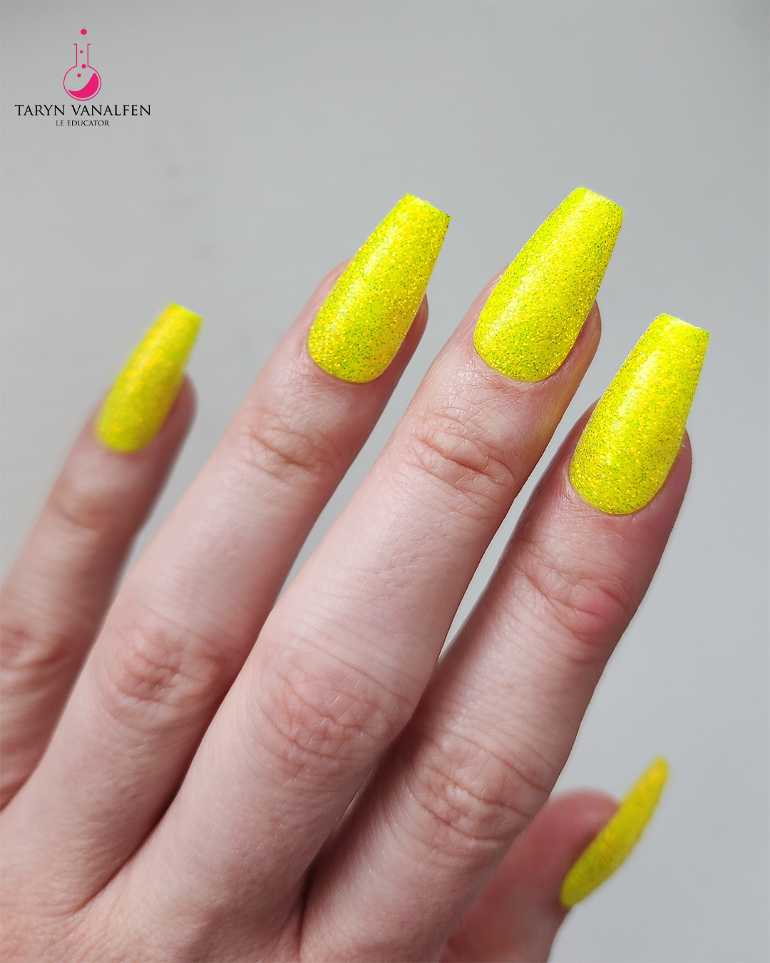 P+ Good Vibrations Glitter Gel Polish 10 ml ⭐ EXTRA 5% ⭐